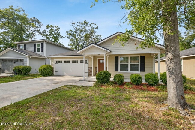 Foto del edificio - 8037 Stuart Ave