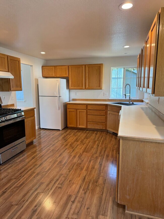 Foto del edificio - CUTE HOME IN ELKHORN ESTATES