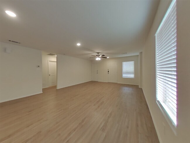 Foto del edificio - 17122 Quaking Aspen Ln