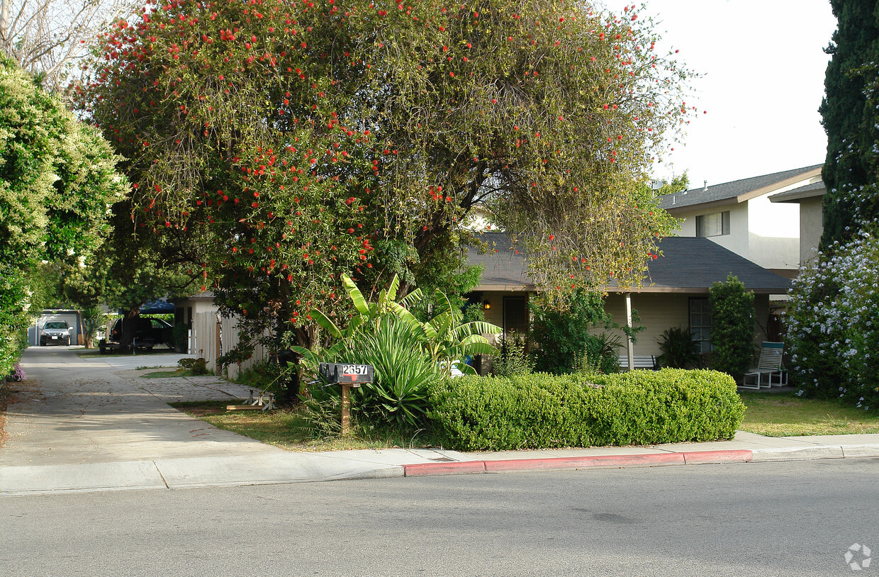 Primary Photo - 2657 Elden Ave