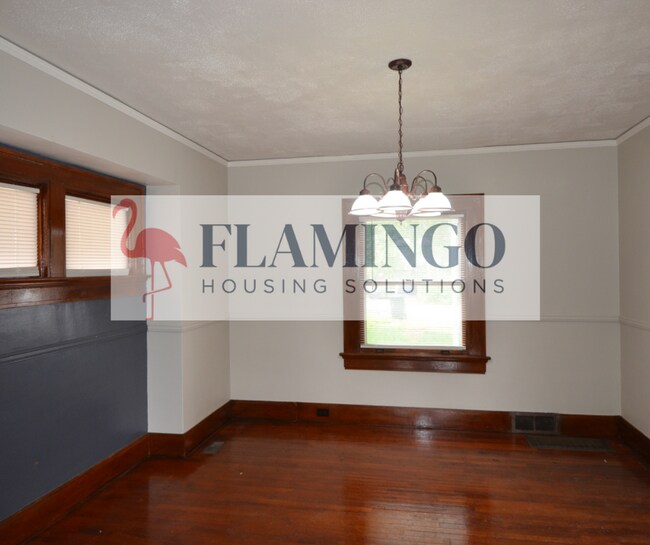 Foto del edificio - 565 Kenwood Ave