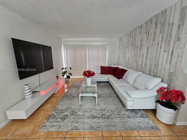 Foto del edificio - 6235 SW Kendale Lakes Cir