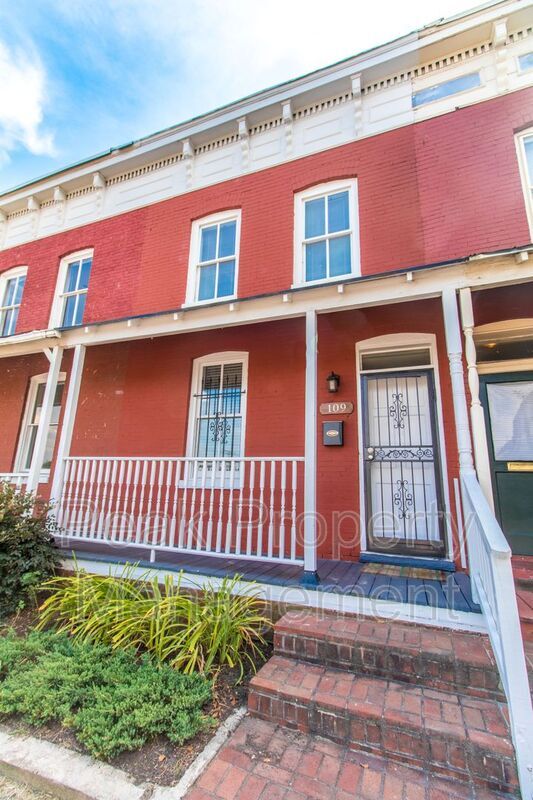 Building Photo - 109 Pulliam St