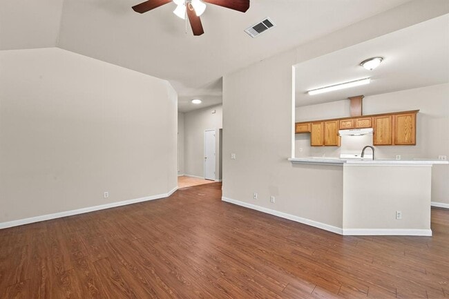 Building Photo - 14512 Hartsmith Dr