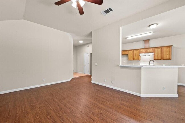 Foto del edificio - 14512 Hartsmith Dr