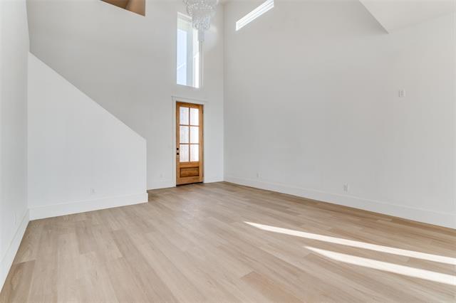 Foto del edificio - 5210 Lake Terrace Ct