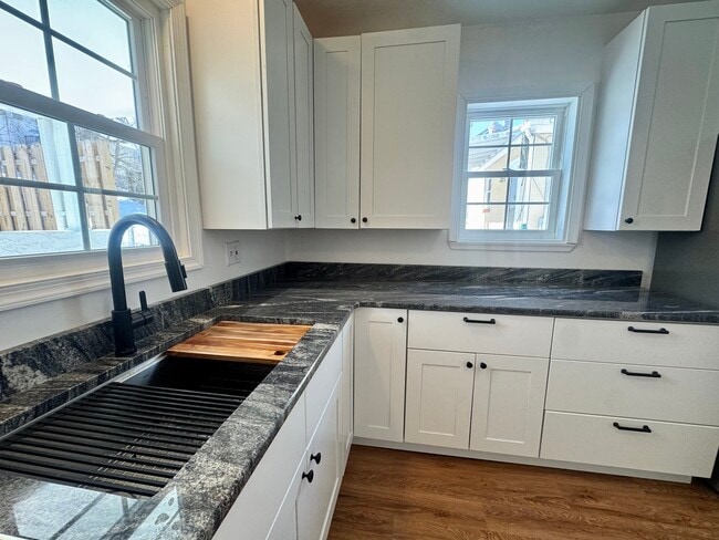 Building Photo - 230 Church St