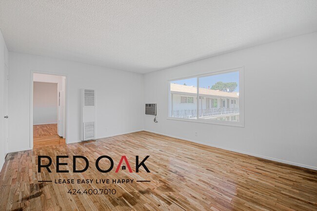 Foto del edificio - 4961 Coldwater Canyon Ave