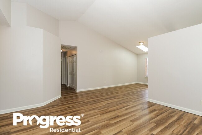 Foto del edificio - 3213 River Mist Cove