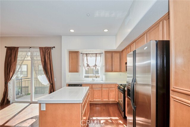 Building Photo - 1128 Armstrong Dr