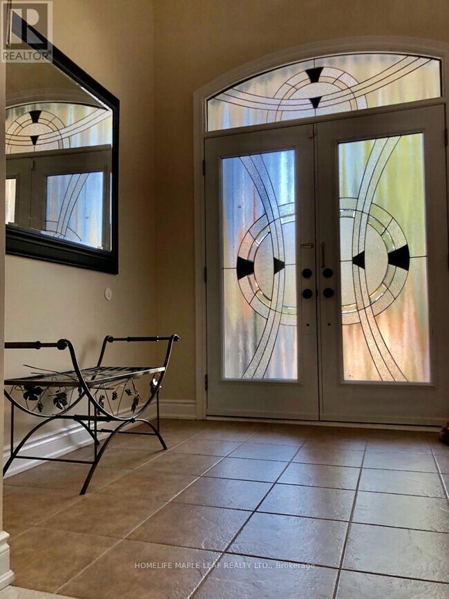 Photo du bâtiment - 93 Latania Blvd