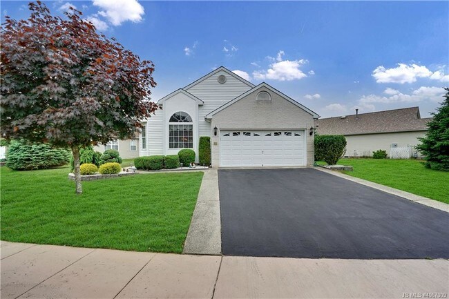 Building Photo - 11 Winterton Dr