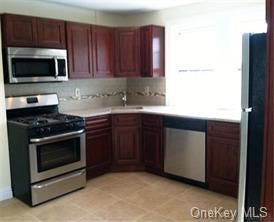 Foto principal - 825 Woodbine Ave