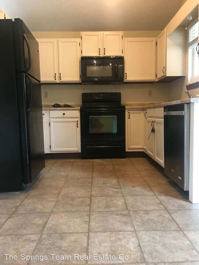 Foto del edificio - 3 br, 2 bath House - 3640 Hazelwood Court