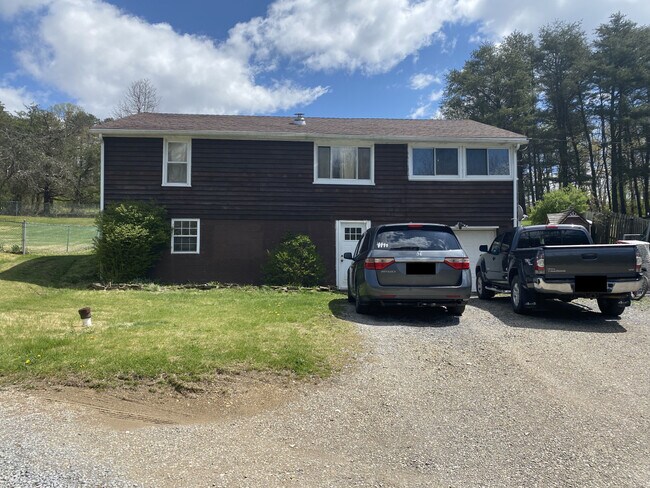Building Photo - McMichael