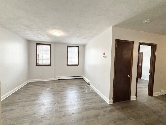 Building Photo - 401 Highland Ave