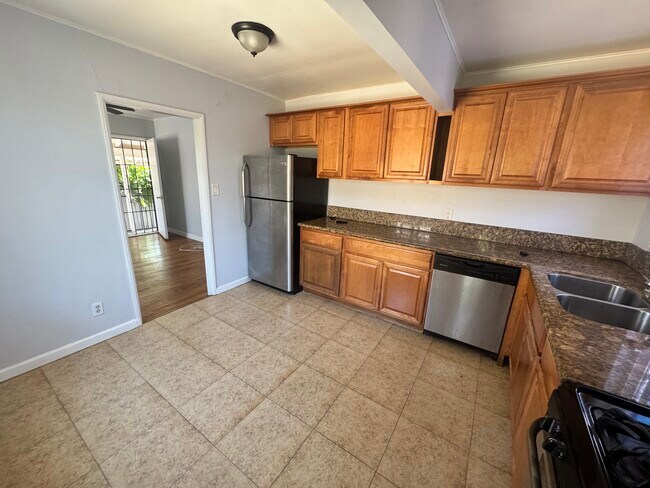 Foto del edificio - 2838 Fairmount Ave