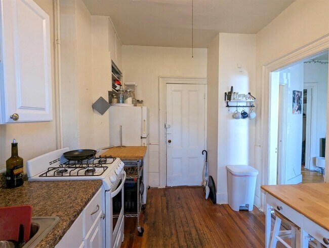 Foto del edificio - 12 Evergreen Square