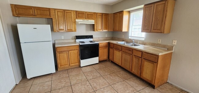 Photo - 1413 Laura St House