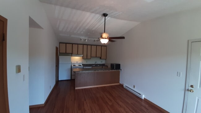 Building Photo - 2543 Neil Armstrong Dr