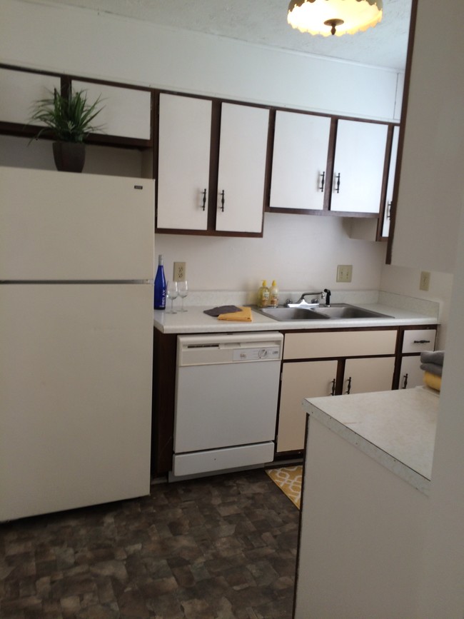 Fully Equipped Kitchen - Amesbury Apartments