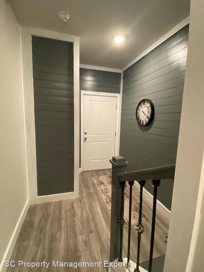 Building Photo - 4 br, 3.5 bath House - 117 Rowan's Creek Dr
