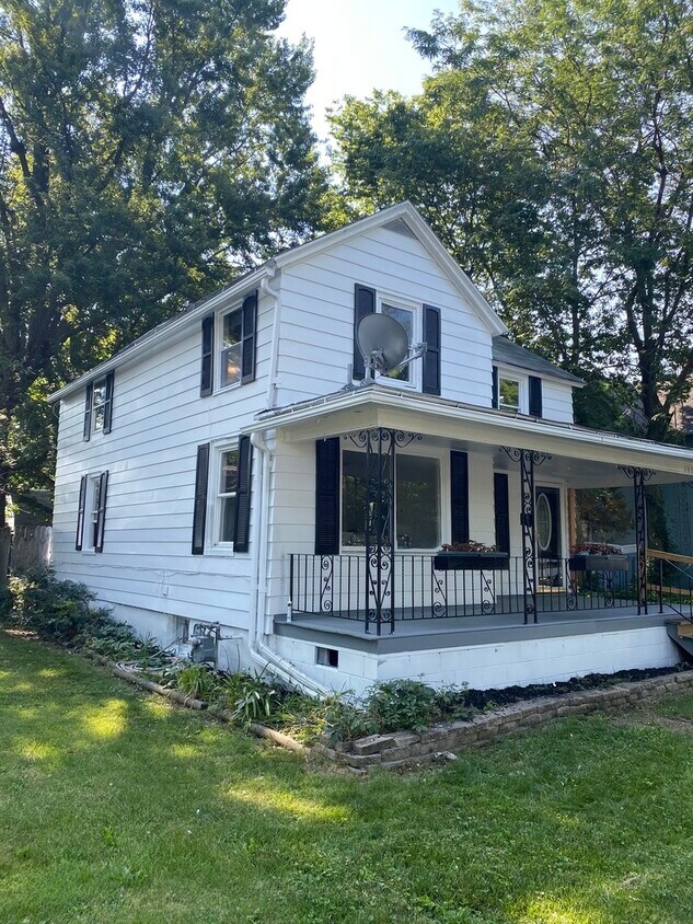Primary Photo - 440 N Cleveland Ave