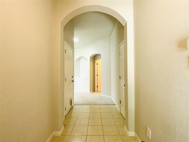 Building Photo - 18704 Silent Water Way