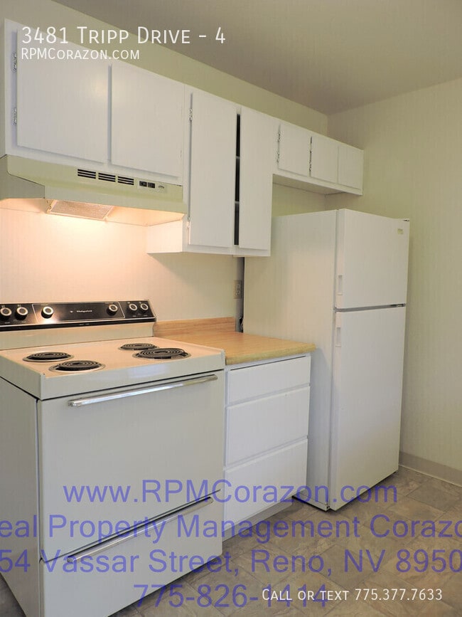 Foto del edificio - 3481 Tripp Dr