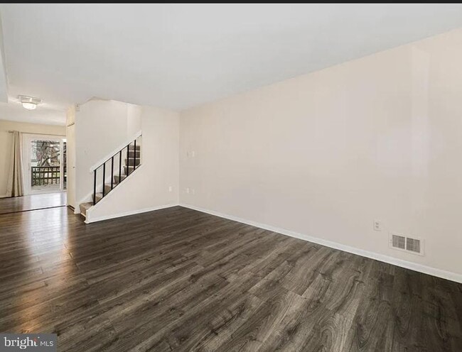 Building Photo - 9481 Farewell Rd