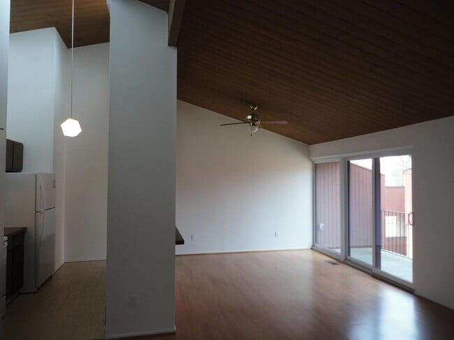 Building Photo - 1803 Independence Blvd