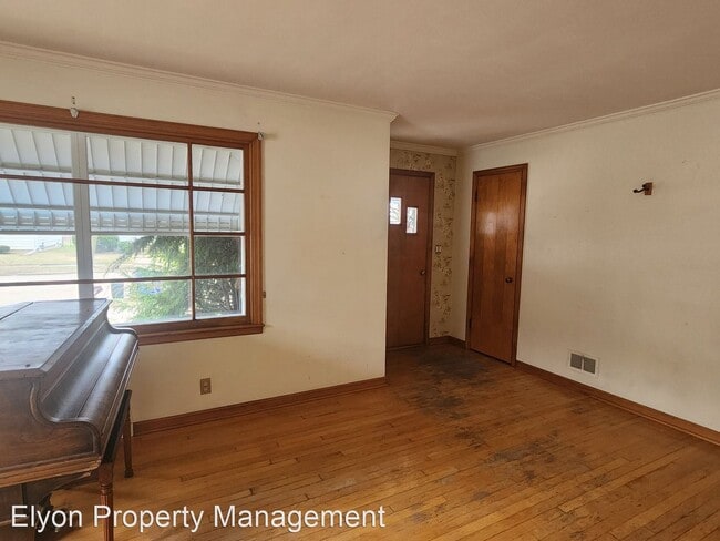 Building Photo - 3 br, 1 bath House - 1810 28th Street