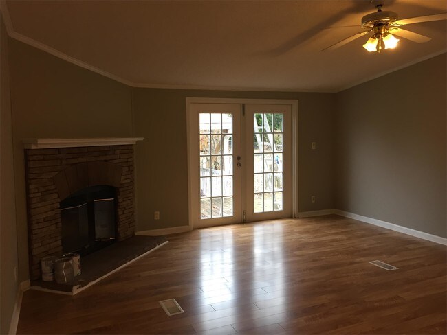 Foto del edificio - 315 E Silver Belle Dr