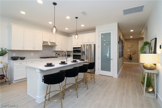 Foto del edificio - 8857 Oceana Wy