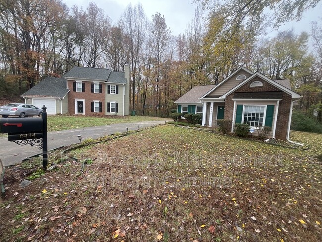 Building Photo - 6434 Schubert Pl