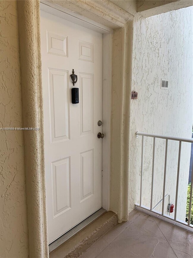 Foto del edificio - 9301 SW 92nd Ave
