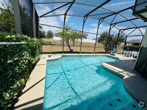 Building Photo - 400 Montara Dr