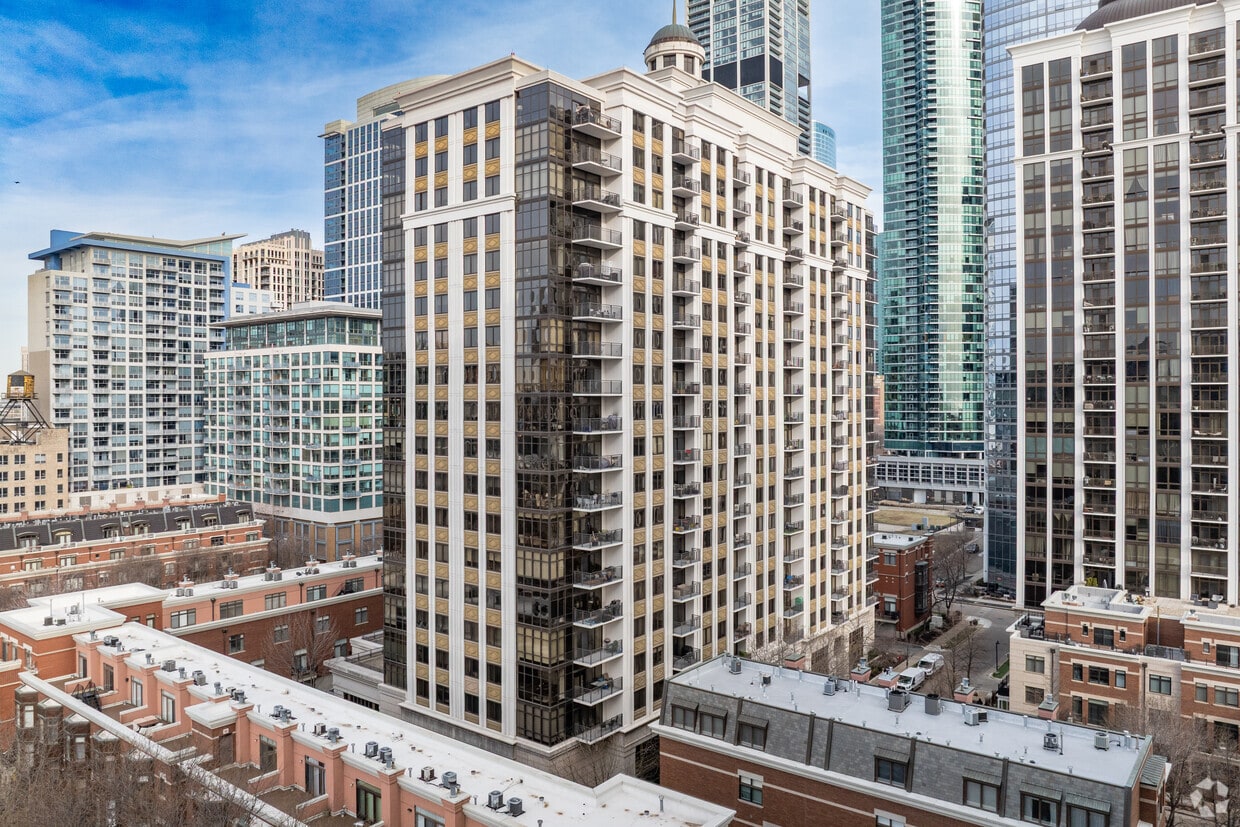 1322 S Prairie Ave - Museum Park Tower 1