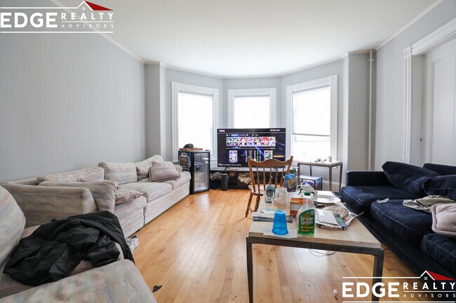 Foto del edificio - 81-83 Orange St. Unit 2