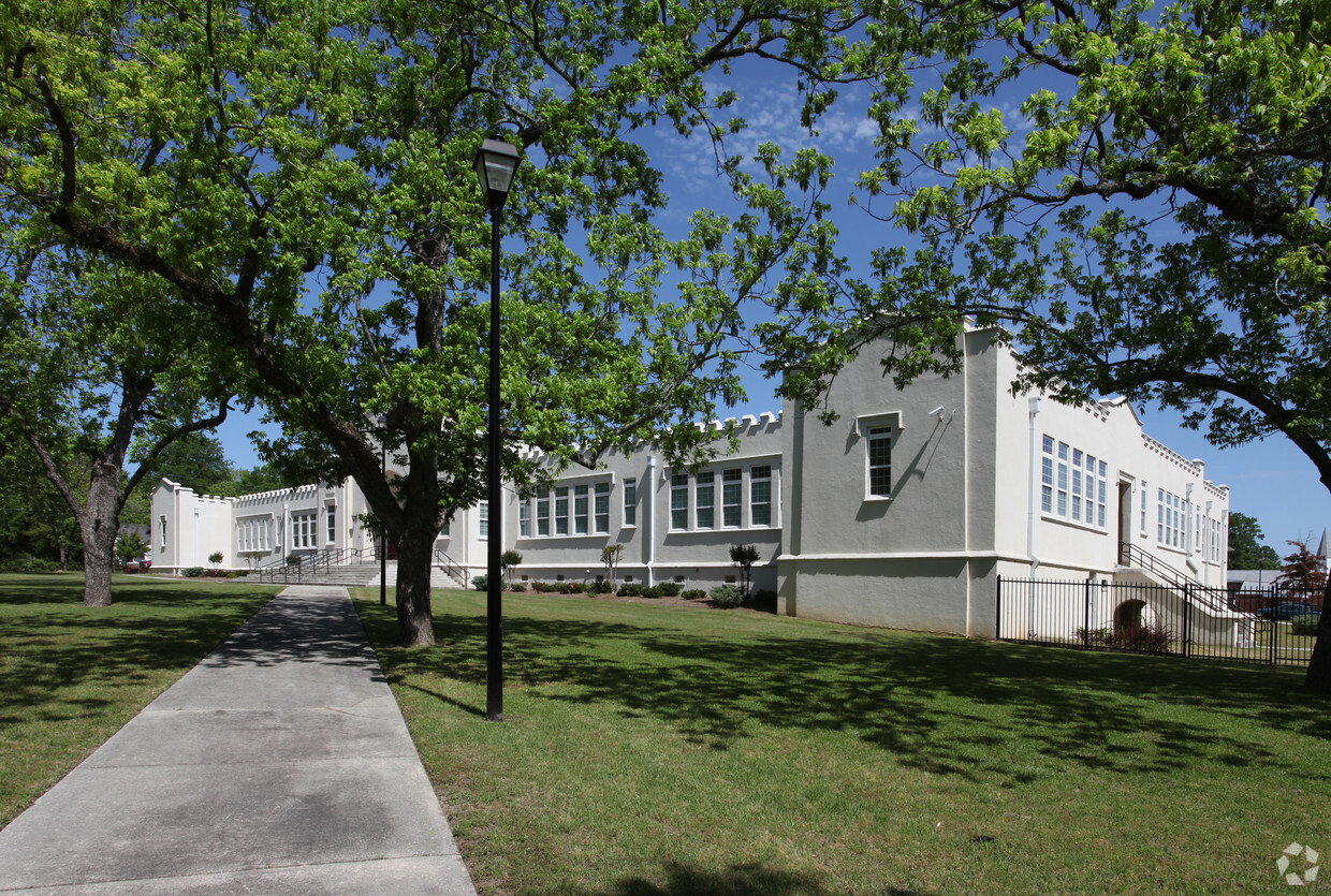 Foto del edificio - Pearl Stephens Village