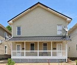 Building Photo - 105-107 S Main St