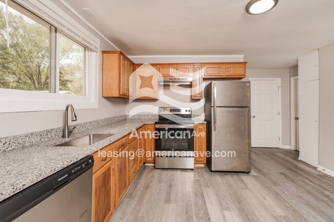 Building Photo - 1727 Klerner Ln