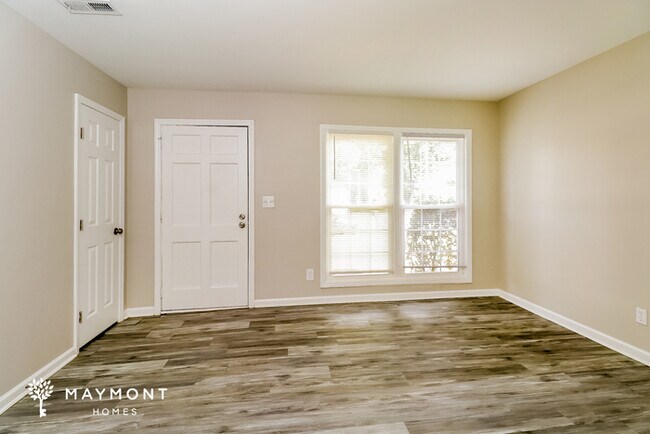 Foto del edificio - 1261 Hudson Ave