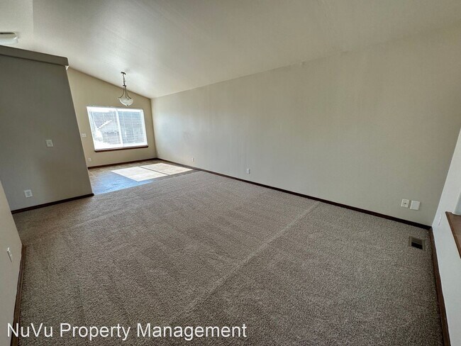 Foto del edificio - 4 br, 2 bath House - 2506 W Pocono Ct