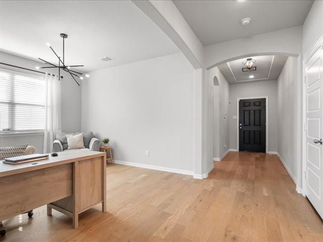 Building Photo - 6709 Goldenrain Dr