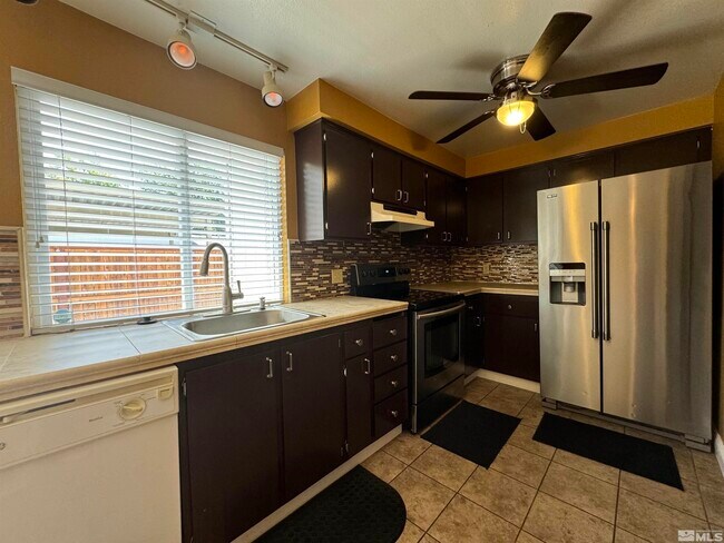 Foto del edificio - 850 Woodberry Dr