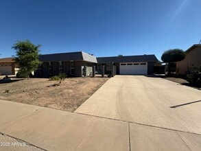 Building Photo - 16425 N Orchard Hills Dr