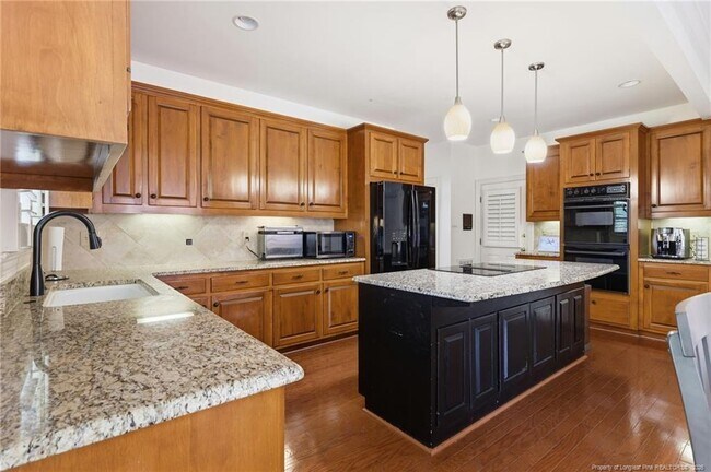 Building Photo - 3525 Prestwick Dr