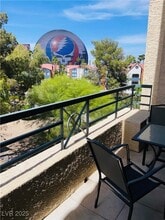 Building Photo - 230 E Flamingo Rd