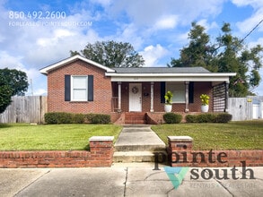 Building Photo - 1618 W Garden St